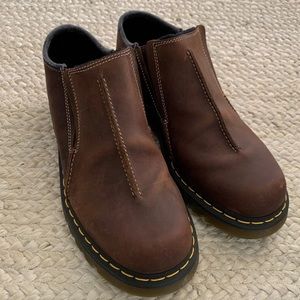 Dr. Martens 9729 slip-on